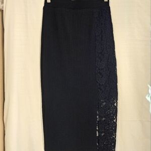 Plaid With Lace-Detail Midi Skirt.